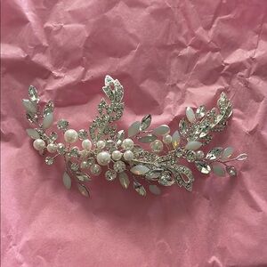 Bridal wedding hair clip